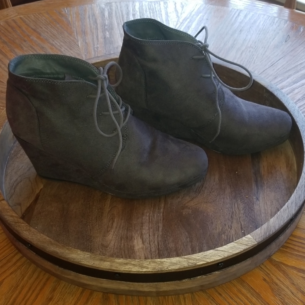 Gray lace up wedge booties - Picture 4 of 5